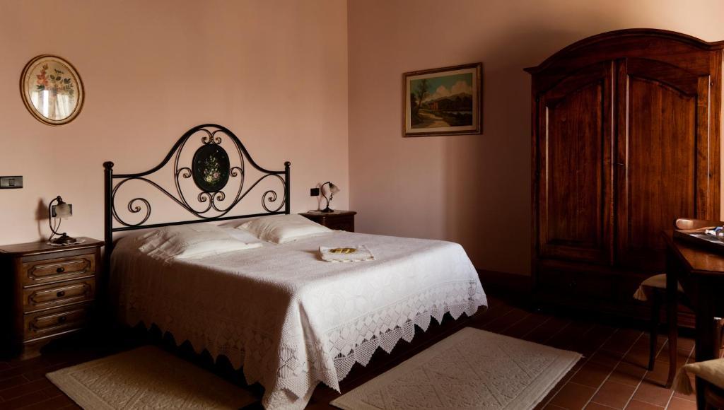 Agriturismo Fattoria Rozzalupi Черрето-Гвиди Номер фото