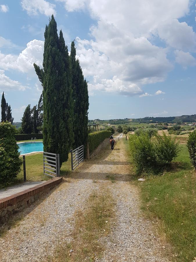 Agriturismo Fattoria Rozzalupi Черрето-Гвиди Экстерьер фото